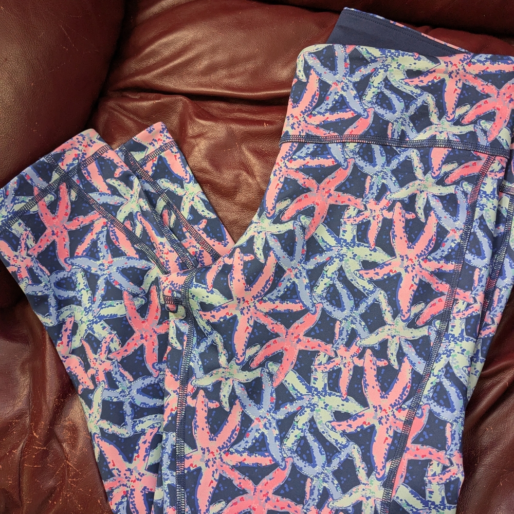 Vineyard Vines 🐳 Starfish Print Leggings - Blue and Pink, Size Large